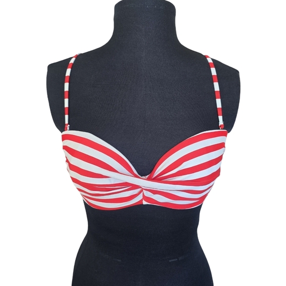 COCOSHIP Red and White Striped Bikini Top Size 6 - Picture 2 of 5